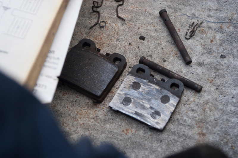 Illustration for article titled How A Quick Repair Turns Into A Parking Lot Mechanic Quagmire